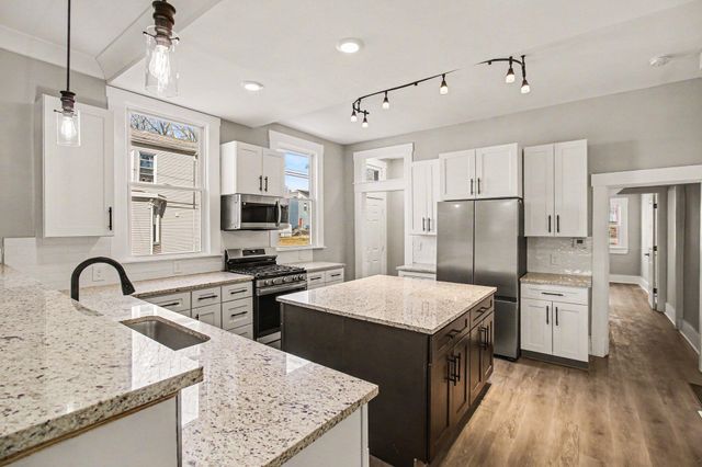 1324 Scott Street, Covington, KY 41011