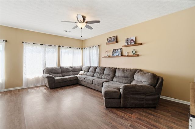 70 E Long Meadow Drive, Springboro, OH 45066