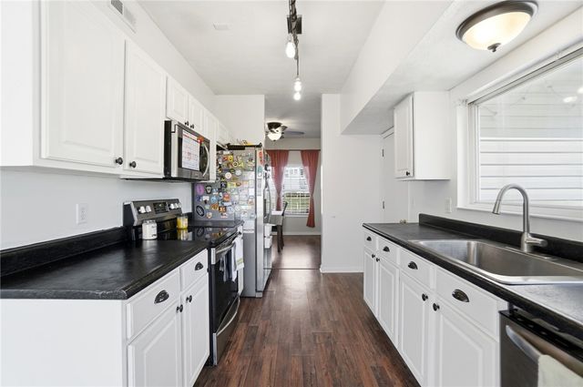 70 E Long Meadow Drive, Springboro, OH 45066