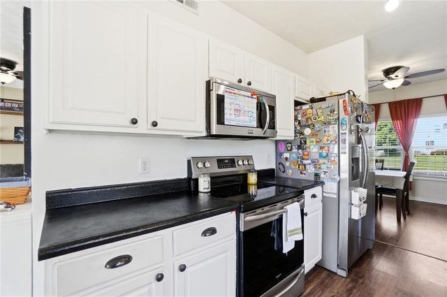70 E Long Meadow Drive, Springboro, OH 45066