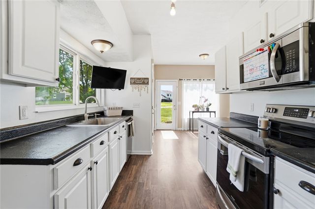 70 E Long Meadow Drive, Springboro, OH 45066