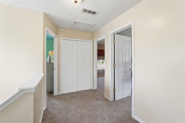 70 E Long Meadow Drive, Springboro, OH 45066