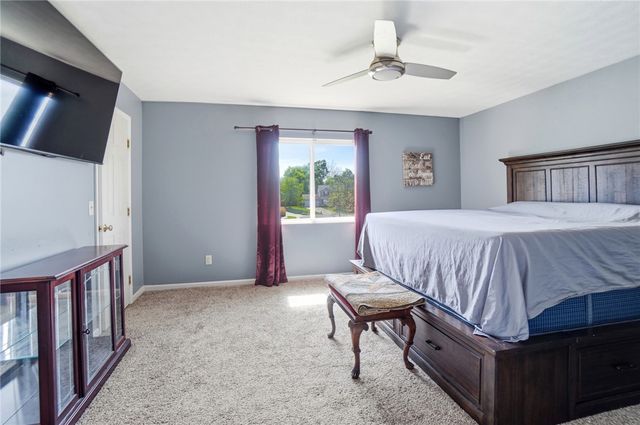 70 E Long Meadow Drive, Springboro, OH 45066