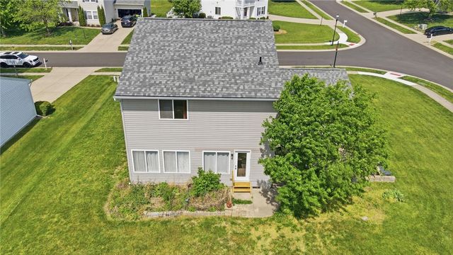 70 E Long Meadow Drive, Springboro, OH 45066