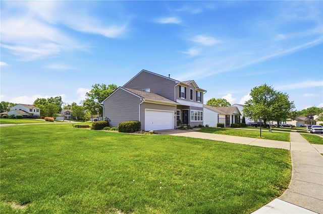 70 E Long Meadow Drive, Springboro, OH 45066