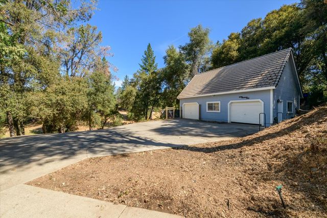 7181 Nutmeg Ln, Placerville, CA 95667