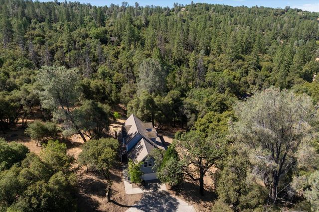 7181 Nutmeg Ln, Placerville, CA 95667