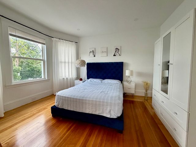 22 James St 24, Quincy, MA 02169
