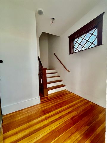 22 James St 24, Quincy, MA 02169