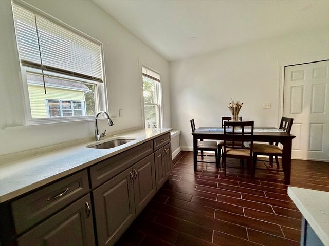22 James St 24, Quincy, MA 02169