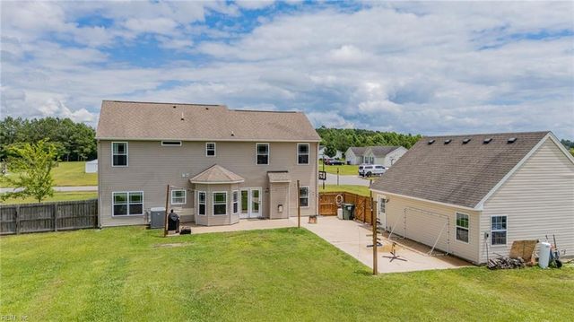 185 Pier Landing LOOP, South Mills, NC 27976
