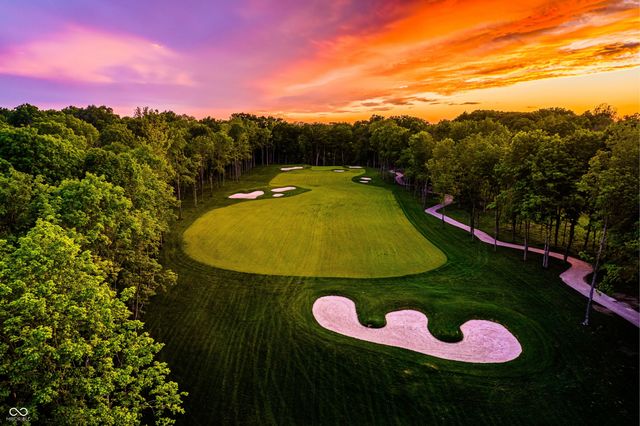 10825 Dartmoor Court, Zionsville, IN 46077