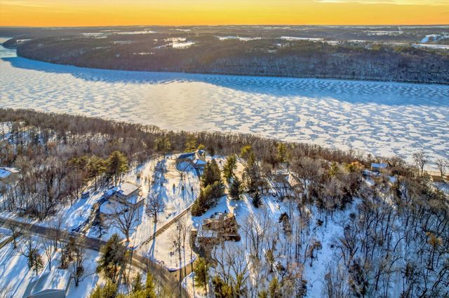 W12496 850th Avenue, River Falls, WI 54022