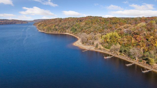 W12496 850th Avenue, River Falls, WI 54022