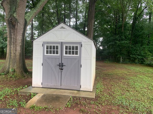 5156 Hiram Lithia Springs Road, Powder Springs, GA 30127