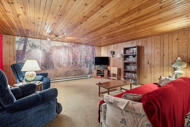 E2425 LAMPLIGHTER LANE, Waupaca, WI 54981