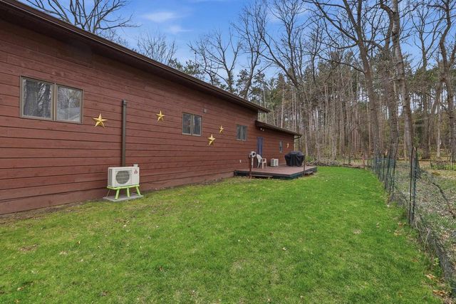 E2425 LAMPLIGHTER LANE, Waupaca, WI 54981