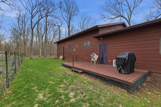 E2425 LAMPLIGHTER LANE, Waupaca, WI 54981