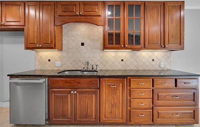 300 Trailview Drive, Woodway, TX 76712