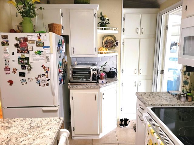 298 TOWNBRIDGE DRIVE, Haines City, FL 33844