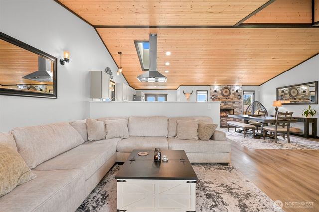 2448 Pheasant Way, Ferndale, WA 98248