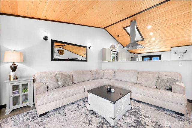 2448 Pheasant Way, Ferndale, WA 98248