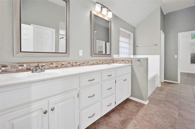15909 Harts Mill Road, Edmond, OK 73013