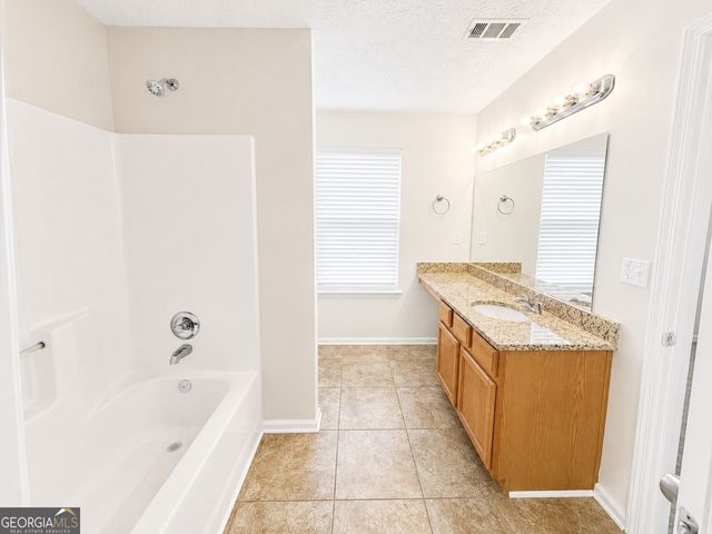 3135 Revere Circle, Snellville, GA 30039