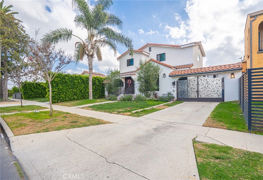 3024 S Norton Ave, Los Angeles, CA 90018 — photo 2
