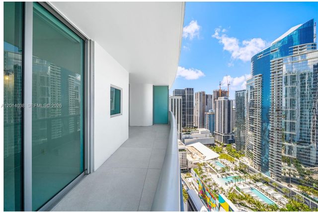 900 Biscayne Blvd 4202, Miami, FL 33132