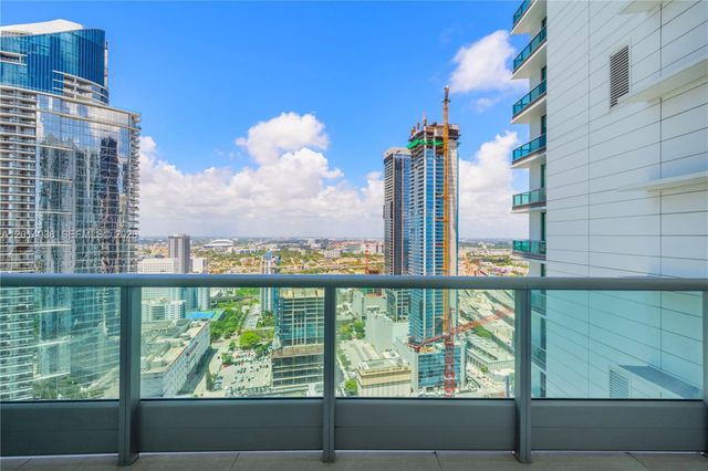 900 Biscayne Blvd 4202, Miami, FL 33132