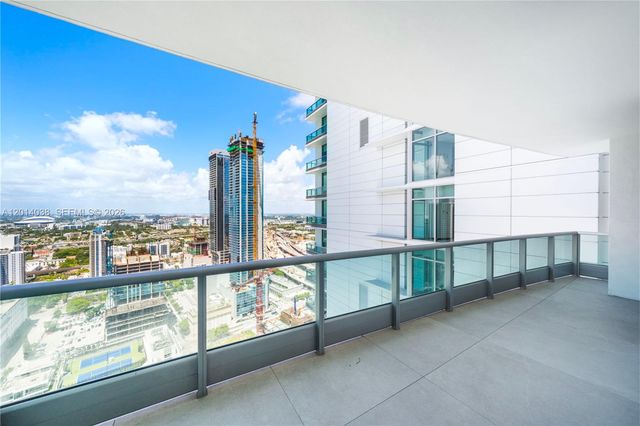 900 Biscayne Blvd 4202, Miami, FL 33132