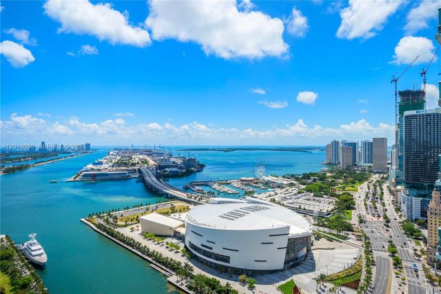 900 Biscayne Blvd 4202, Miami, FL 33132