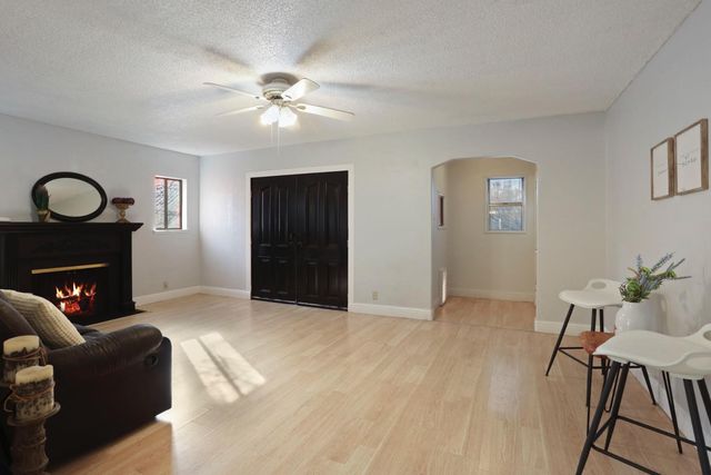 218 N Lincoln Ave, Manteca, CA 95336