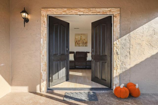 218 N Lincoln Ave, Manteca, CA 95336