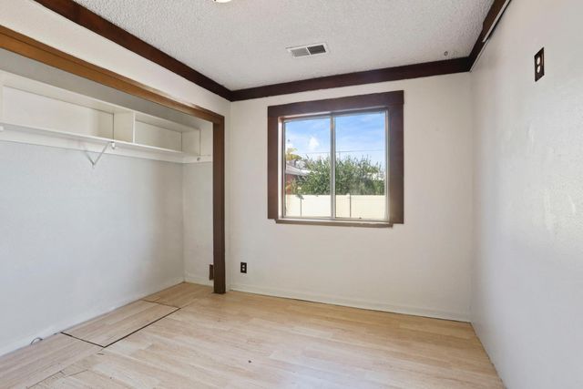 218 N Lincoln Ave, Manteca, CA 95336