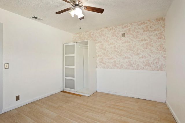 218 N Lincoln Ave, Manteca, CA 95336