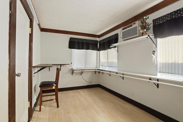 218 N Lincoln Ave, Manteca, CA 95336