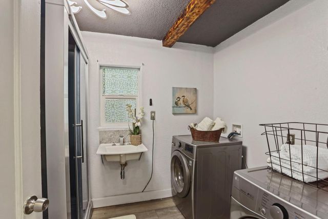 218 N Lincoln Ave, Manteca, CA 95336