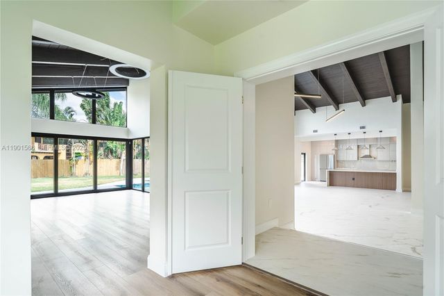 842 W Coco Plum Circle, Plantation, FL 33324