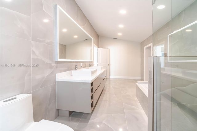 842 W Coco Plum Circle, Plantation, FL 33324