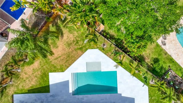 842 W Coco Plum Circle, Plantation, FL 33324
