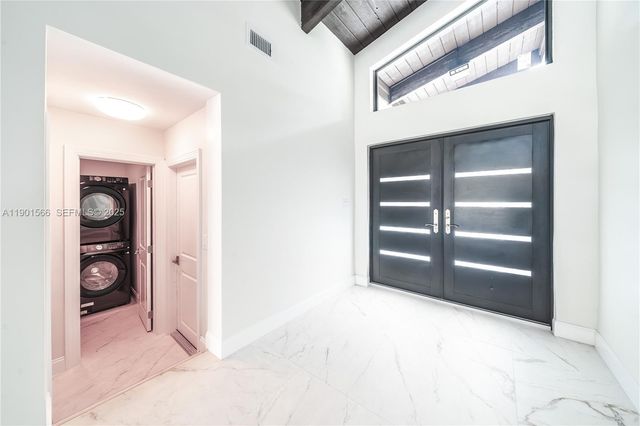 842 W Coco Plum Circle, Plantation, FL 33324