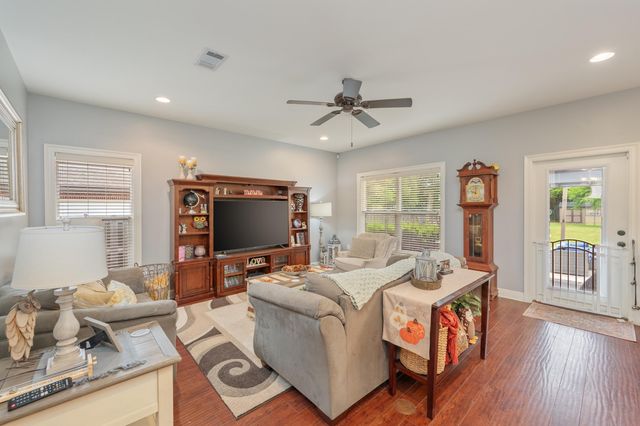 1465 Mill Creek Drive, Baker, FL 32531