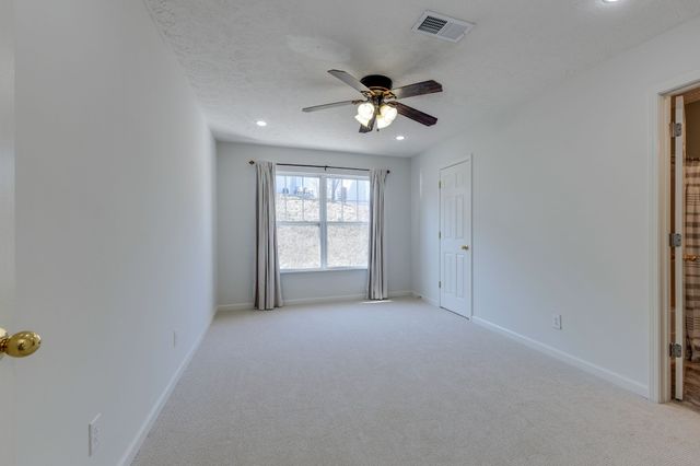 126 Shadow Glen Dr, Nashville, TN 37211