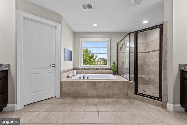 102 BLACKFORD DR, Stephenson, VA 22656