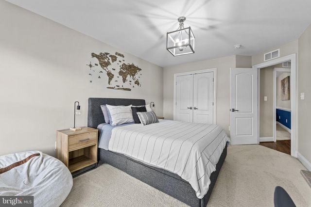102 BLACKFORD DR, Stephenson, VA 22656