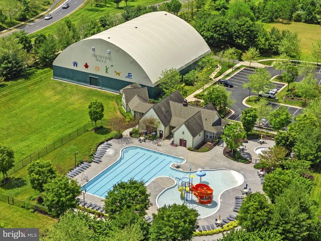 102 BLACKFORD DR, Stephenson, VA 22656