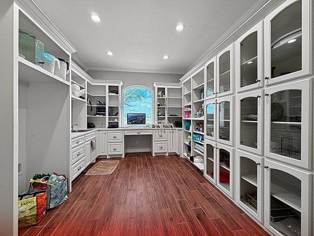 909 Higginbotham Lane, China Spring, TX 76633
