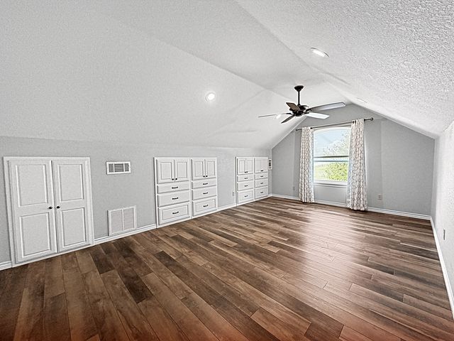909 Higginbotham Lane, China Spring, TX 76633